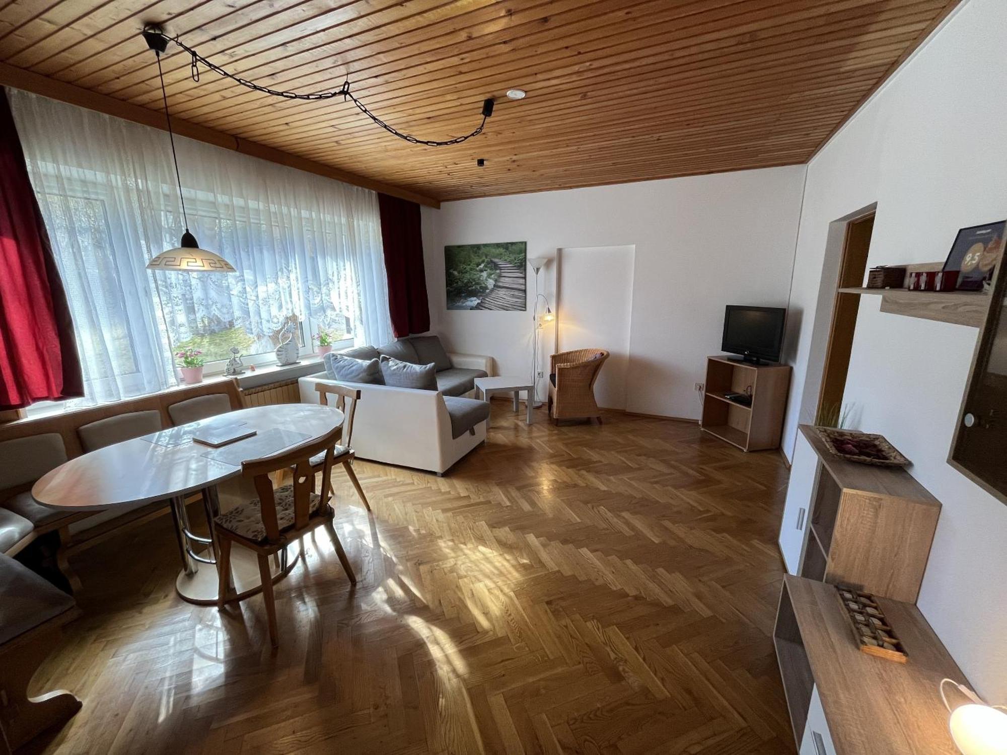 Apartments Am Kirchkogel "Laendliche Entspannung Im Herzen Der Steiermark" Pernegg an der Mur Værelse billede
